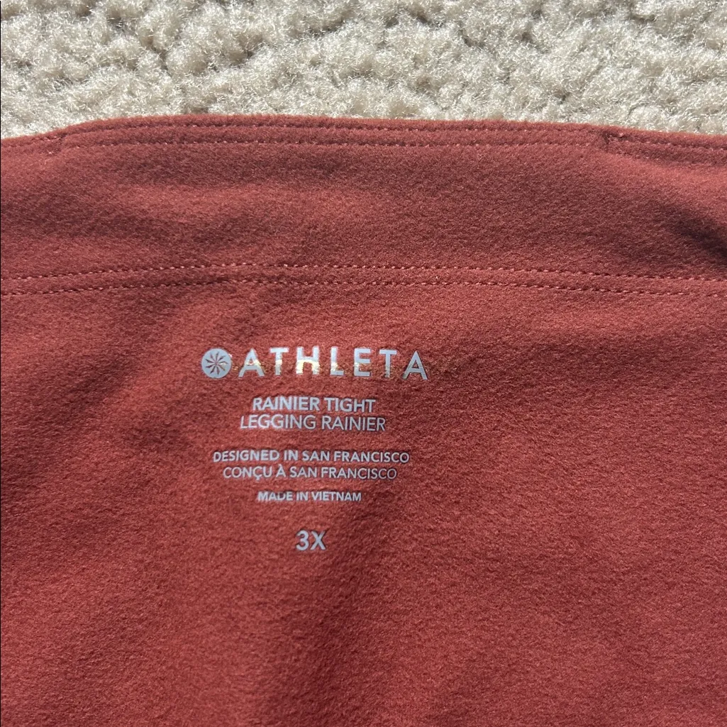 Athleta  Rainier Tight - Image 5