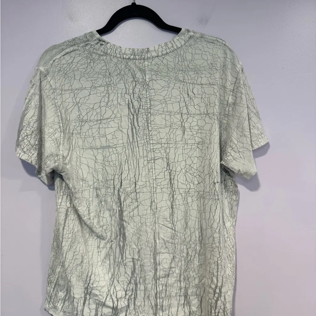 Lululemon Cream Crackle Pattern All Yours Vitasea Top - Image 4