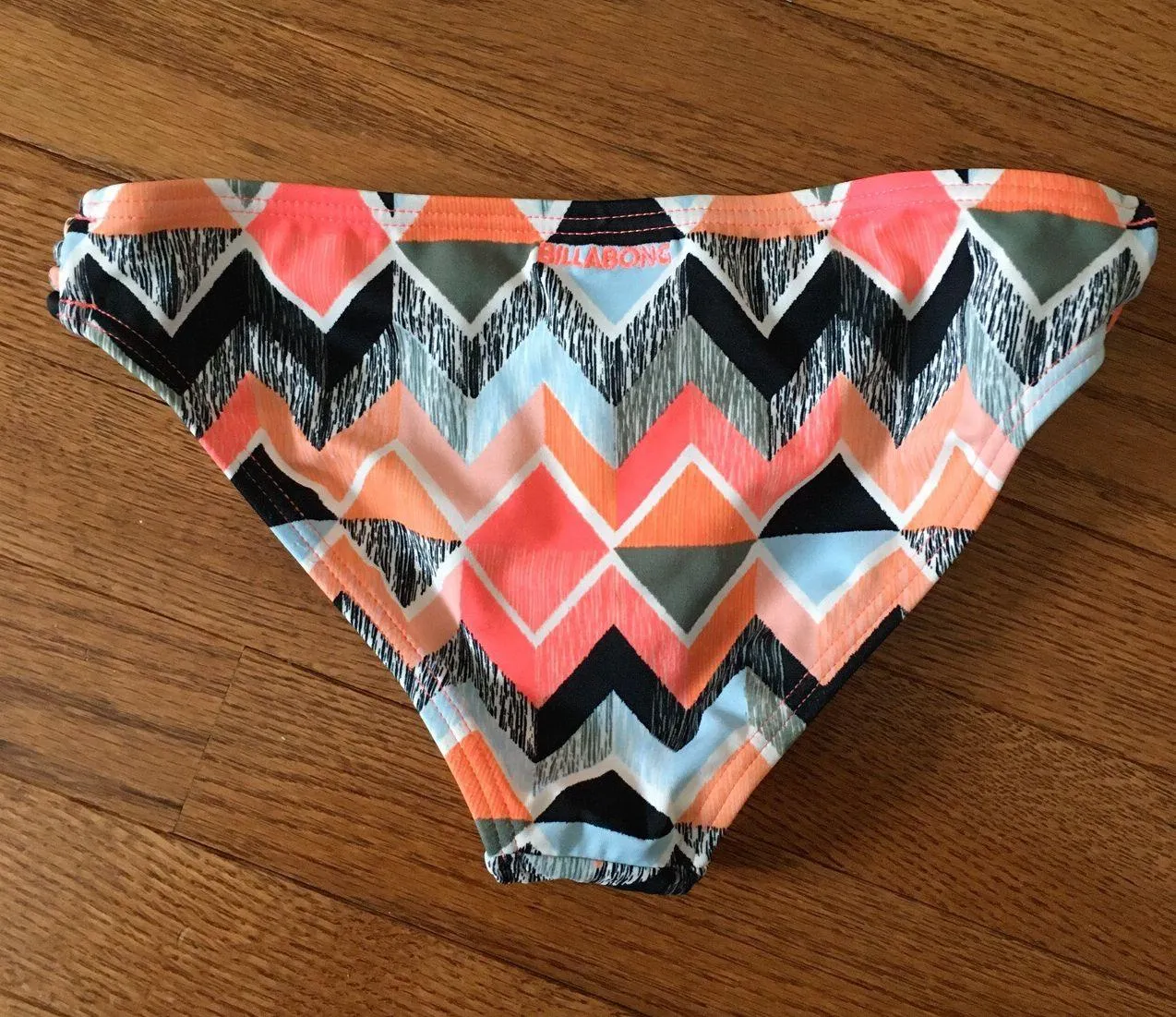 Billabong Bikini Set - Image 2