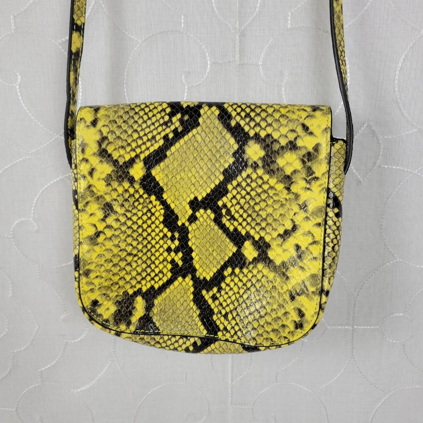 Banana‎ Republic Womens Saddle Crossbody Yellow Goat Leather Snakeskin Embossed - Image 8