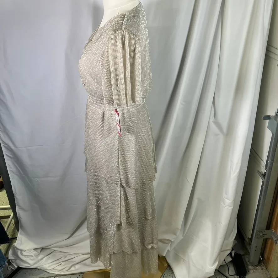 Vince Camuto Champagne Metallic Dress Tiered Maxi Smocked‎ Waist XS - Image 7
