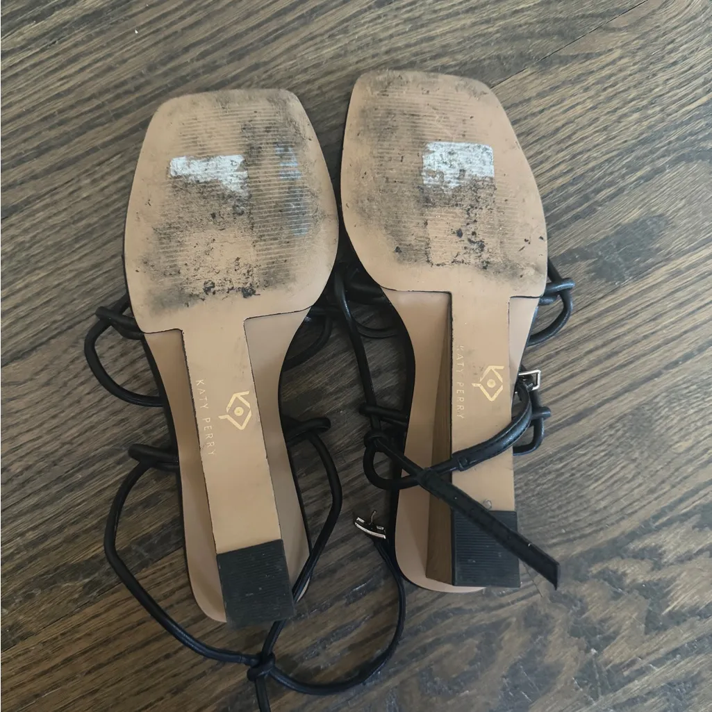 Katy Perry black irisia strappy wooden block wedge heel sandal matte black Size 7.5 - Image 8