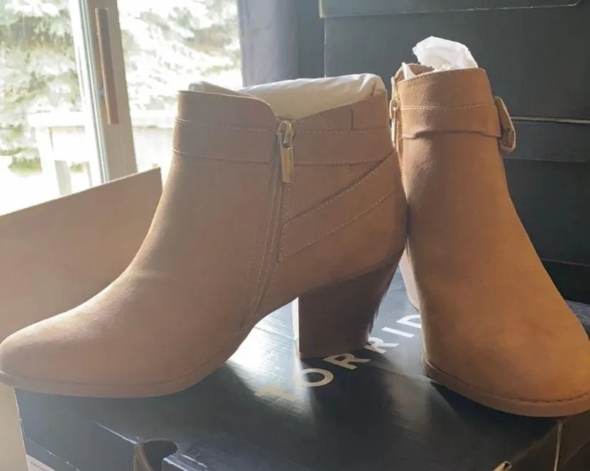 Torrid BEIGE FAUX SUEDE SIDE BOW BOOTIE - Image 7