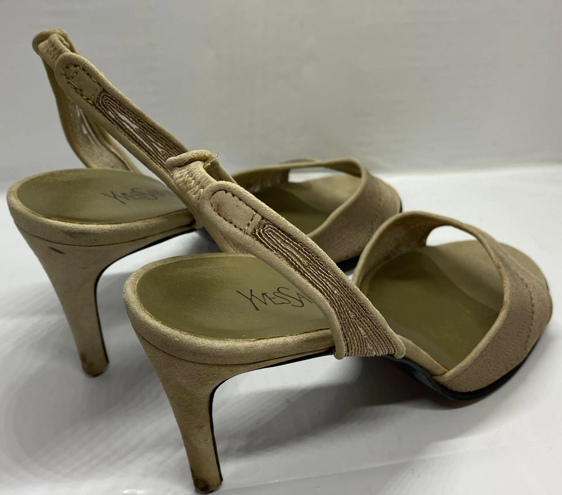 Yves  Mesh Gold Slingback Heels 8.5 - Image 3