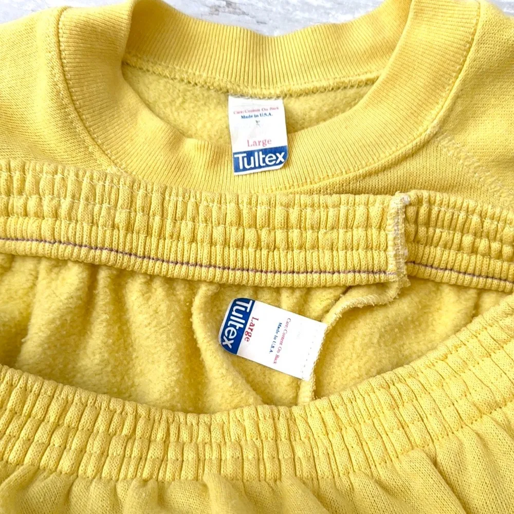 Women’s L/G Sweatsuit Matching Set Sweatpants Yellow Sweatshirt Pants Set Large - Image 3