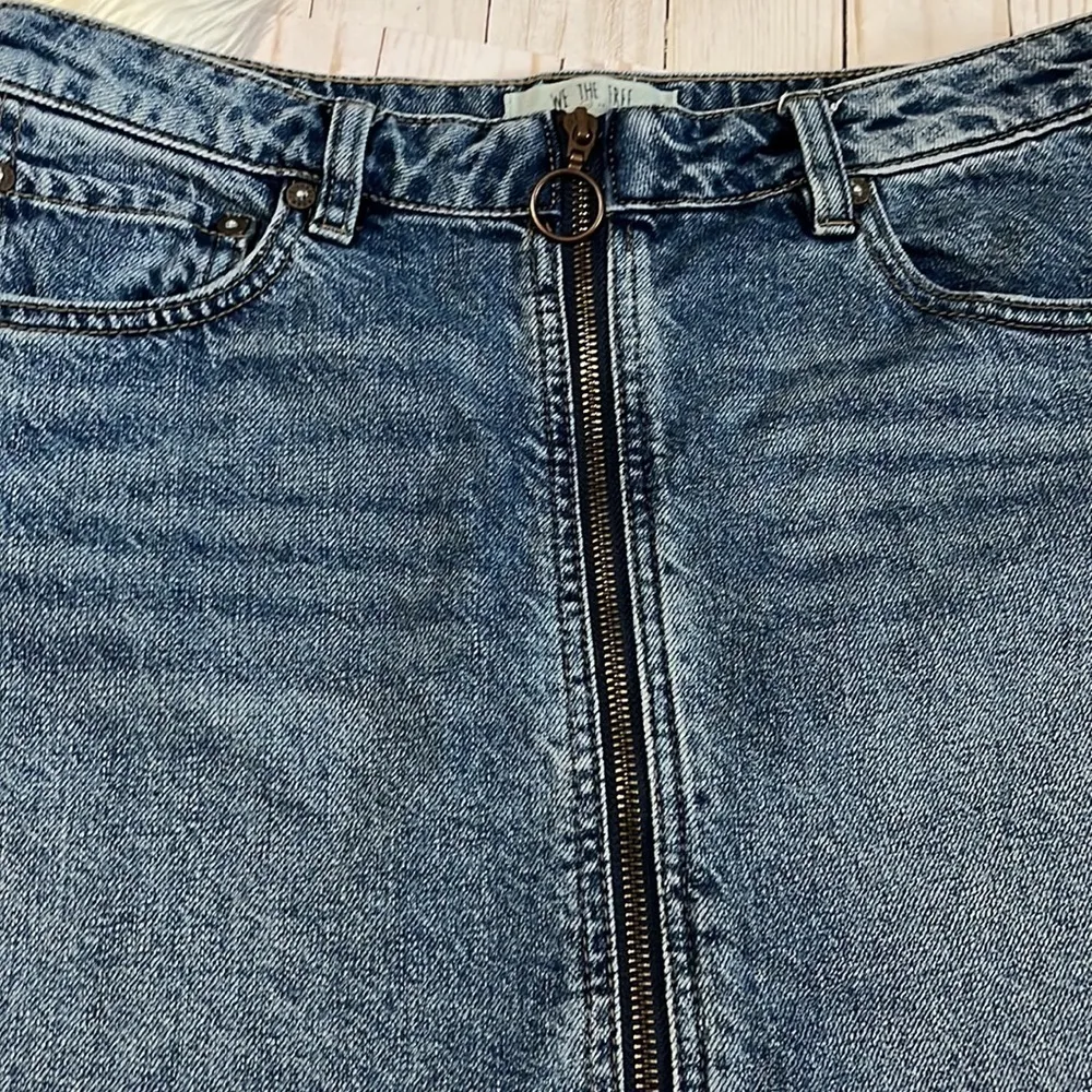 Free People We The Free Denim Skirt Size 27 - Image 4