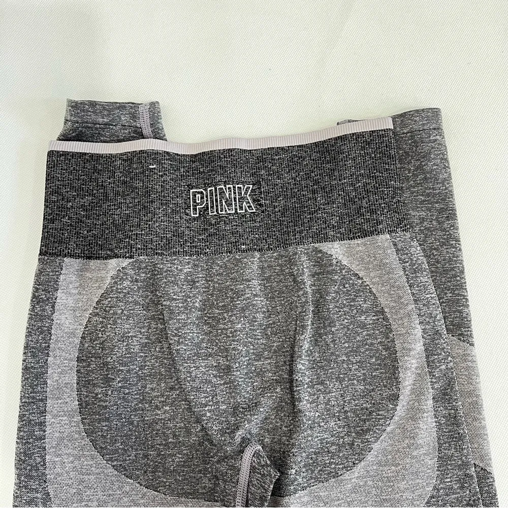 PINK Victoria's Secret Seamless Heathered Lavender/Black Size X-Small High-Waist - Image 4