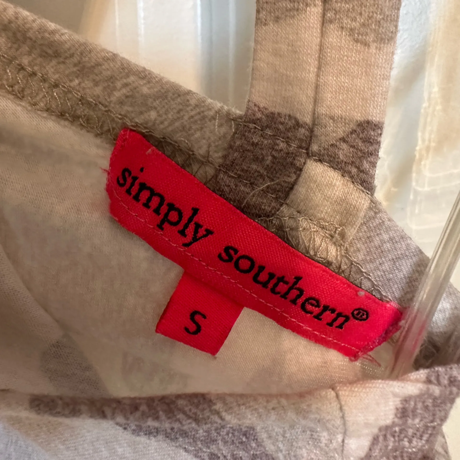 Simply Southern - Absolutely Adorable Camo Top with Twist Back - BRAND NEW! - Image 3