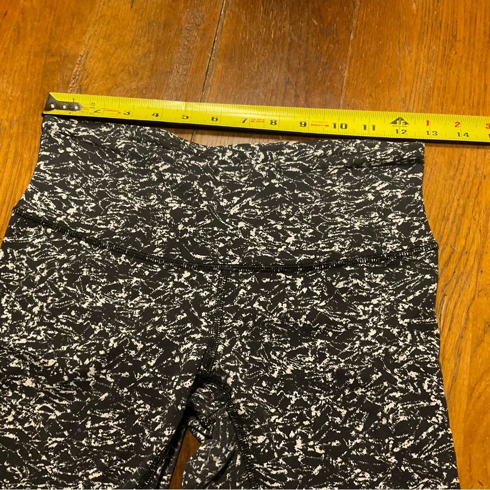 Lululemon Wunder Under Crop III Iced Wave Black White Size 6 Leggings - Image 3
