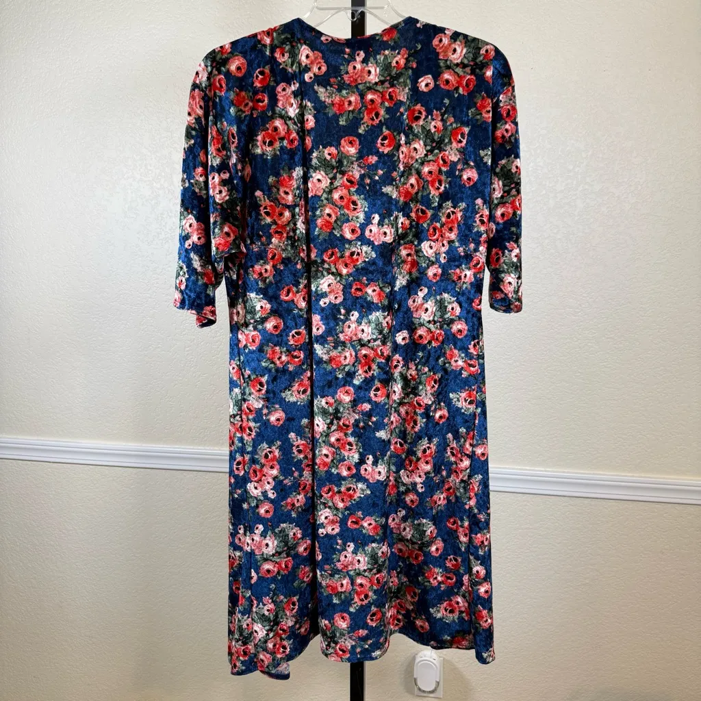 LuLaRoe Velvet Floral Kimono Duster Cardigan Women’s Medium Open Front Layering - Image 2