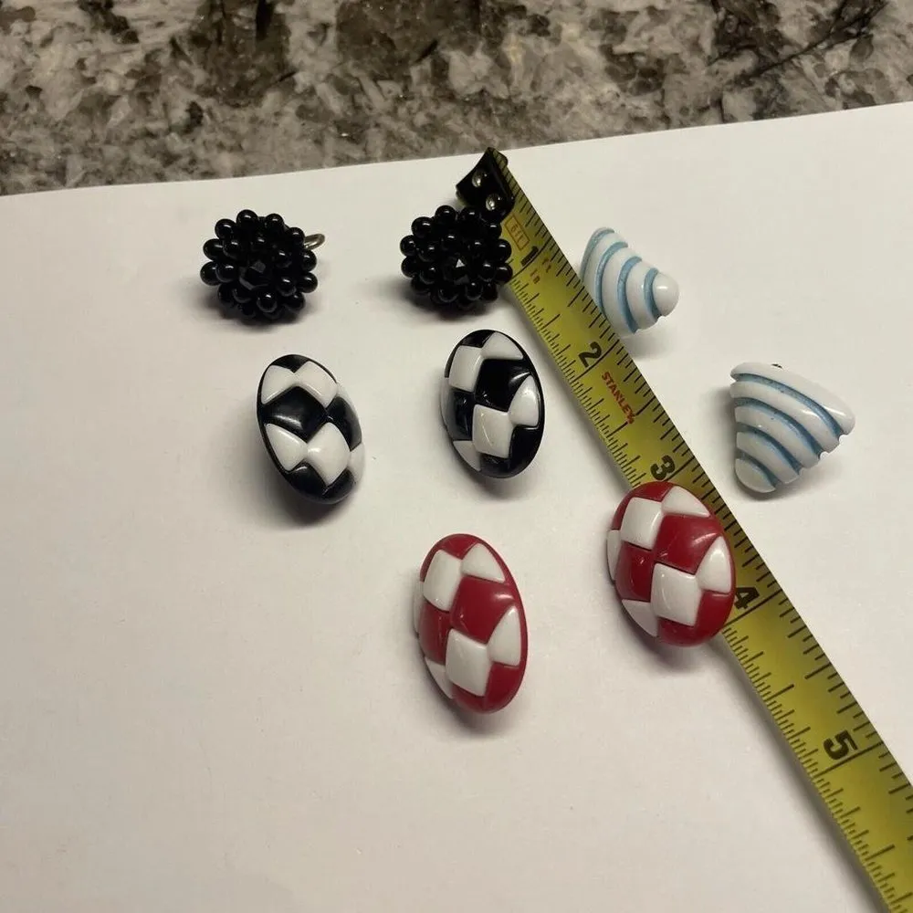 Lot of 4 Vintage /Modern Costume Earrings Clip On Screw On MIX - Image 2