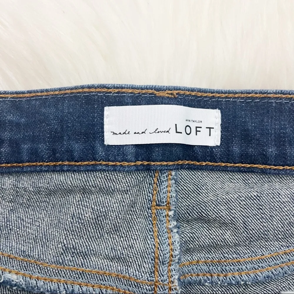 Loft dark wash Jean shorts size 4 - Image 3