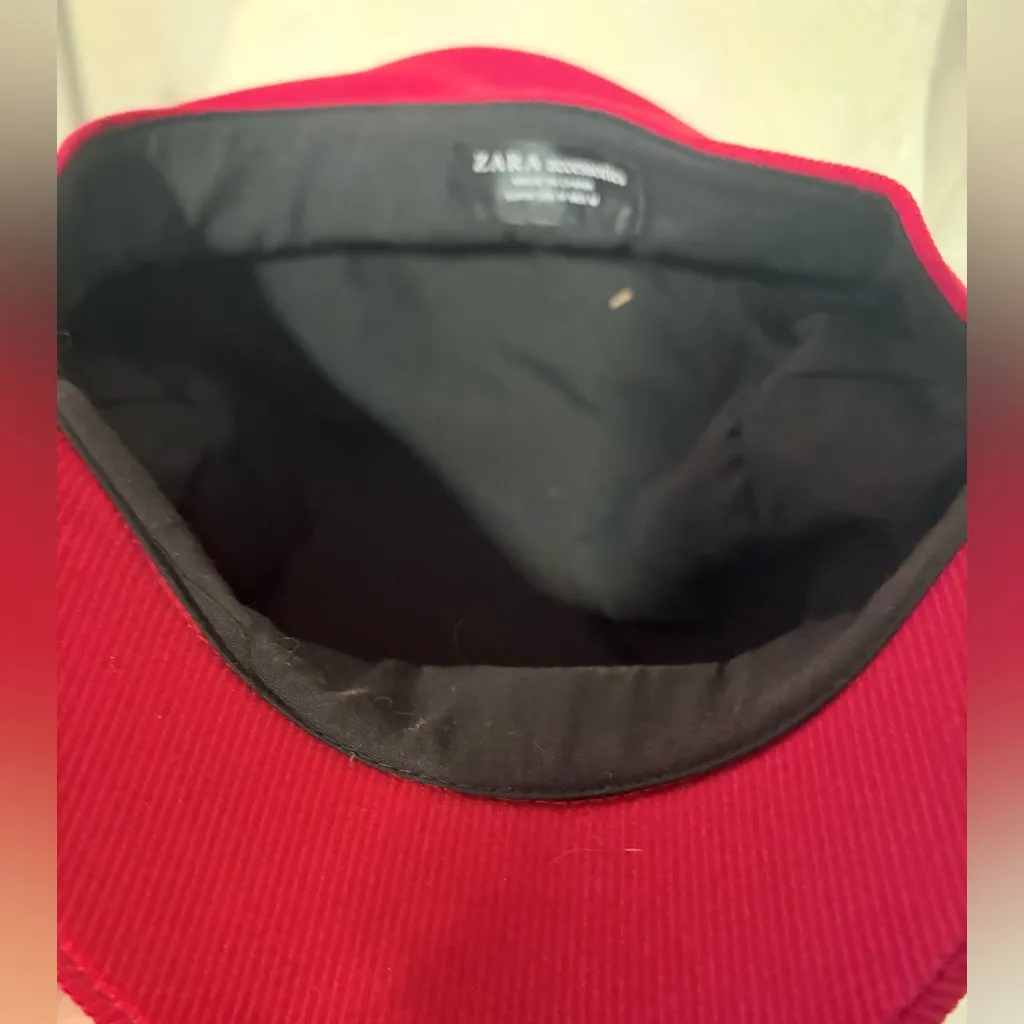 Zara red Corduroy newsboy Cap - Image 5