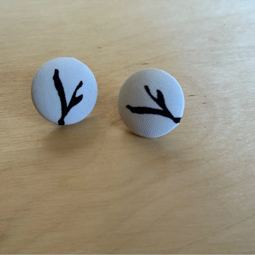 White and Black Fabric Button Earrings - Image 2