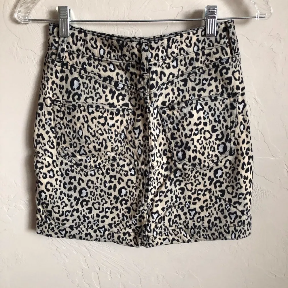 Hollister Ultra High Rise Button Fly Leopard‎ Skirt - Image 6