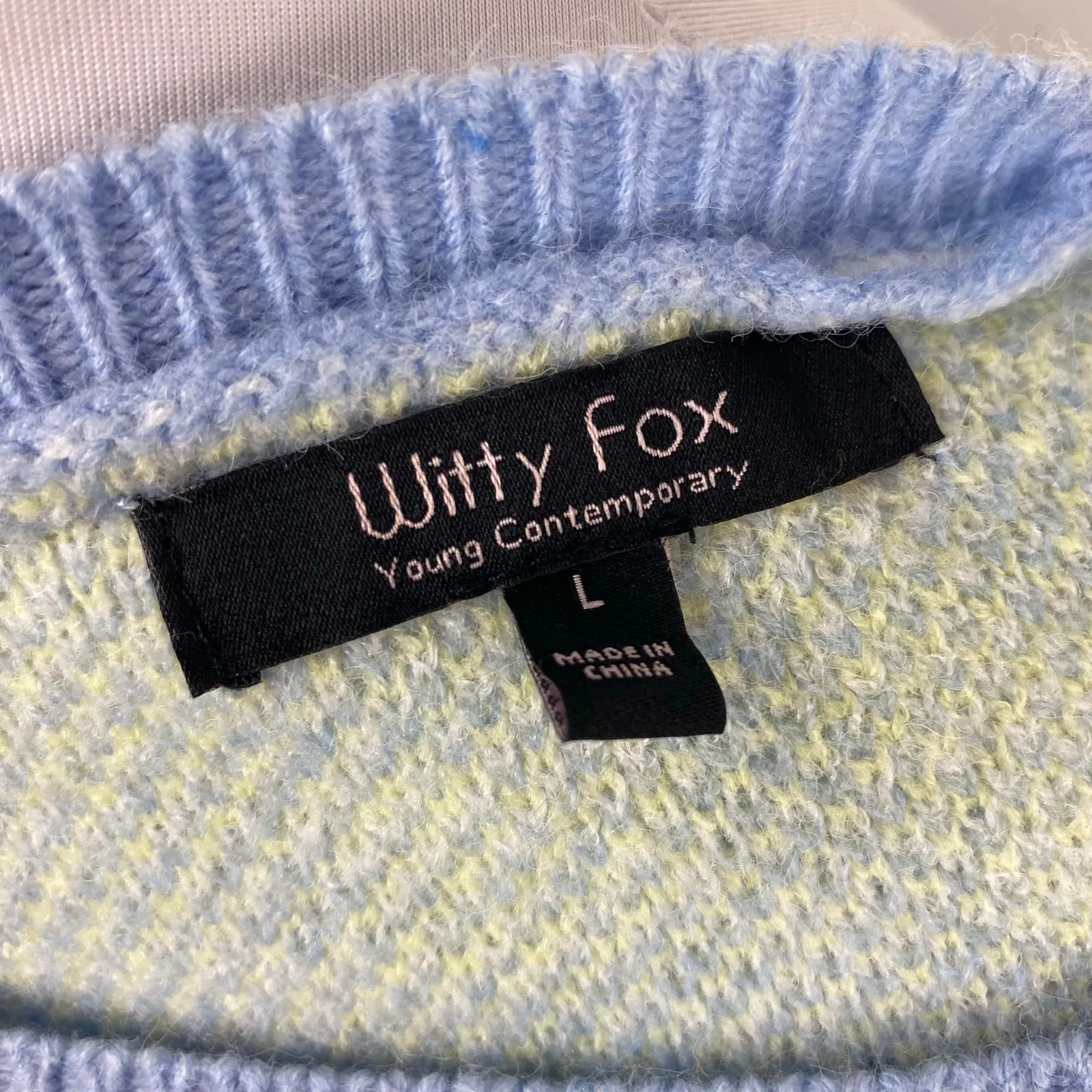 Witty Fox Blue Retro Floral Cropped Knit Sweater Large Daisy - Image 6