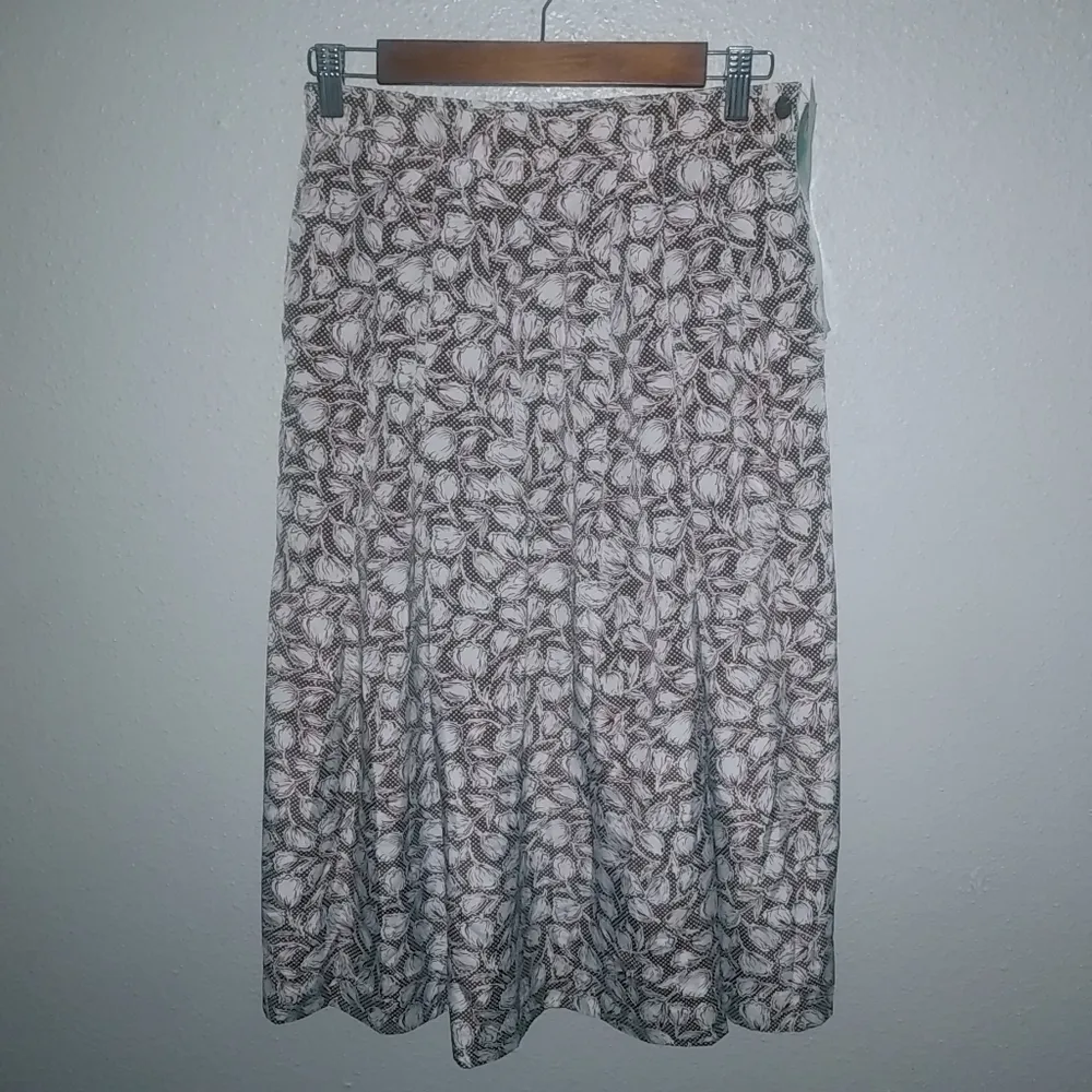 Leslie Fay 10P Petite Haberdashery Skirt Mauve Brown Floral Dots Pattern New! - Image 9