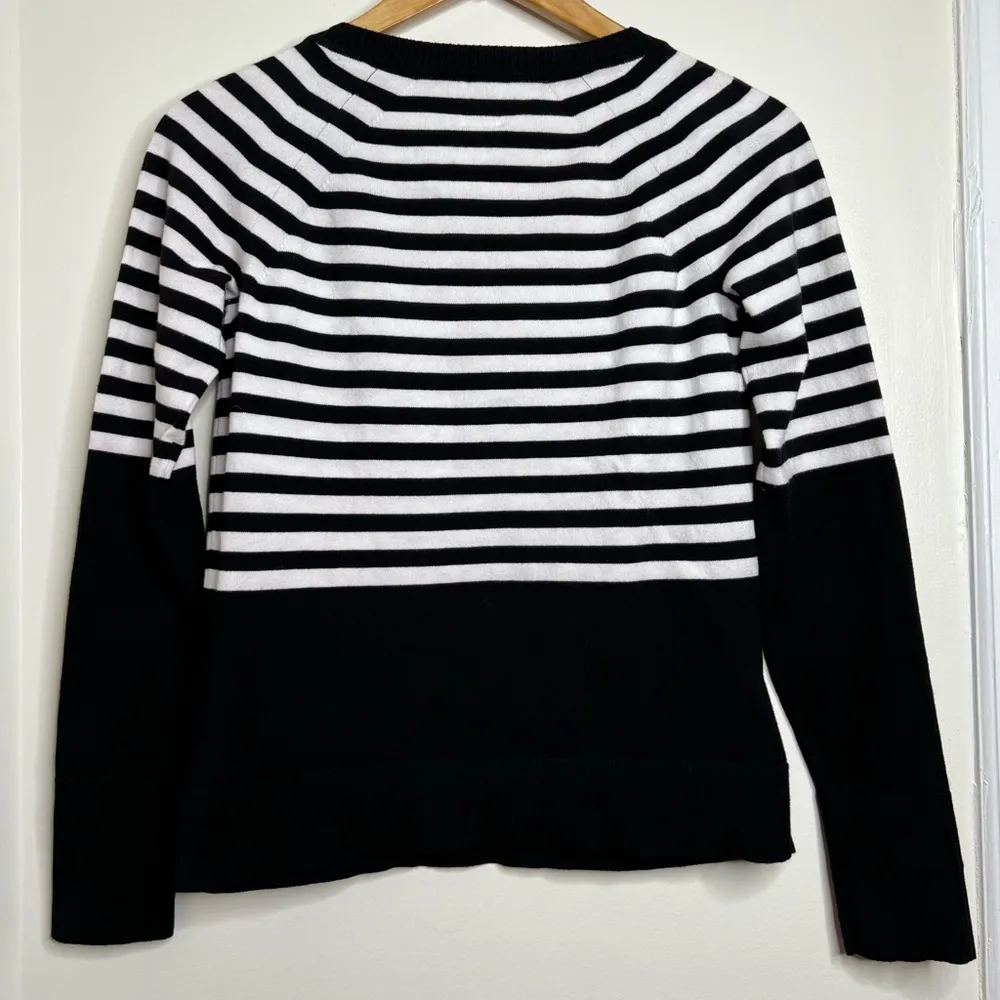 Anne Klein Striped Color Block Sweater Top Women’s Size Small Snap Detail Soft - Image 4