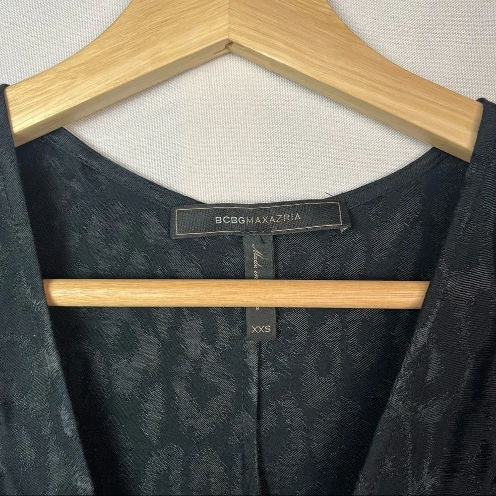 BCBGMaxAzria Leopard Print Twist Front Jacquard Sleeveless Tank Top XXS - Image 6