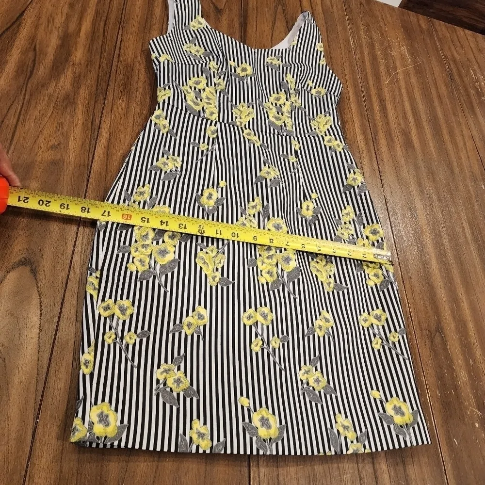 Love moschino sleeveless black white stripe & yellow floral Mini dress  S - Image 13