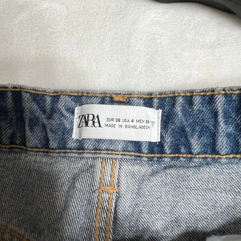 Zara Denim Ripped Shorts 4 Women Button Fly - Image 4