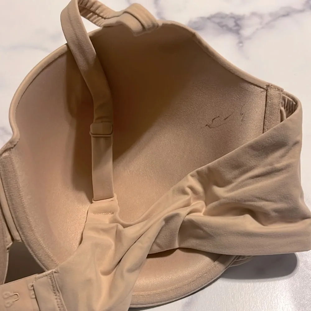 New SKIMS Clay Fits Everybody T-Shirt Bra, Plus Size 44D New w/Tag - Image 4