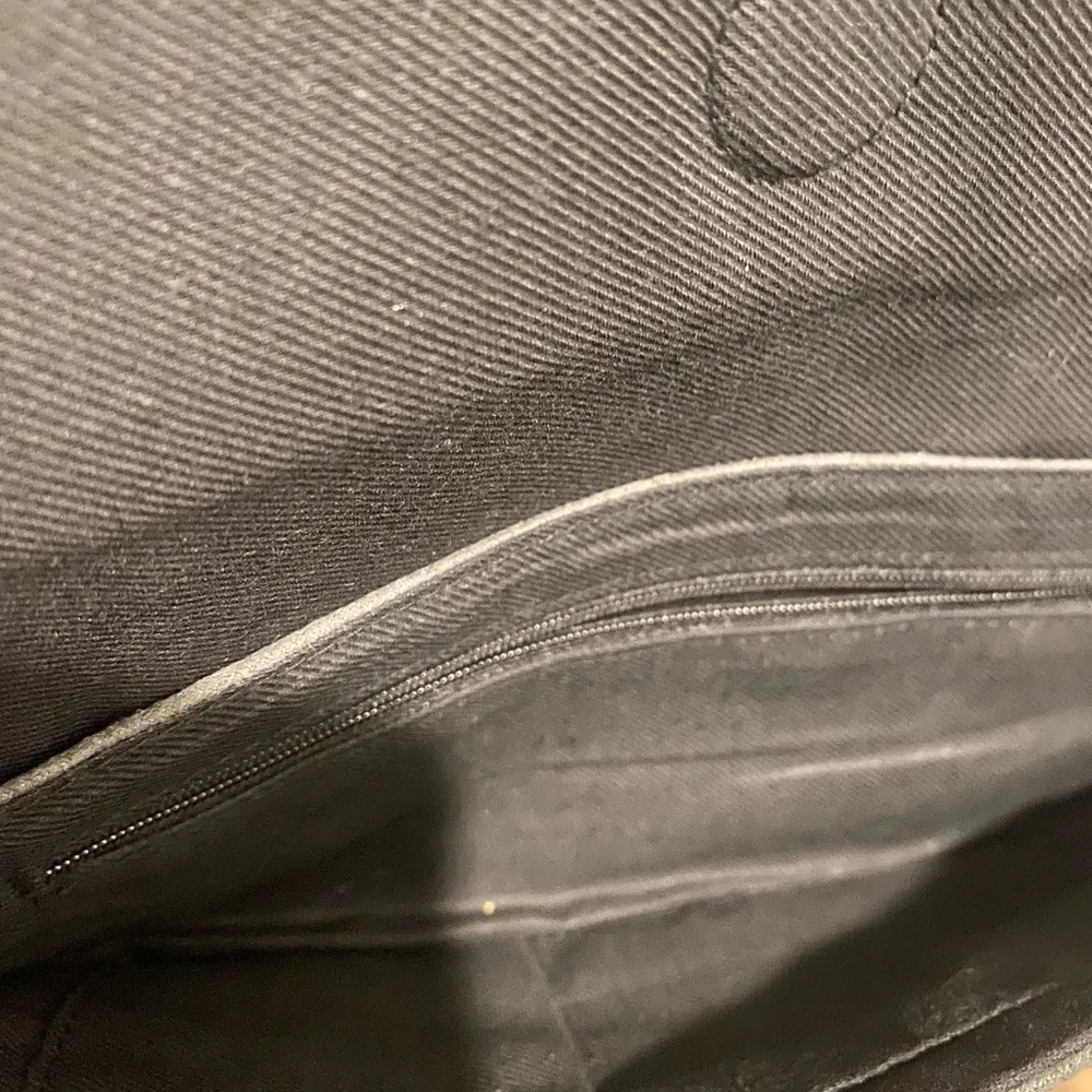 Satchel Gray Purse Excel. Cond. - Image 4