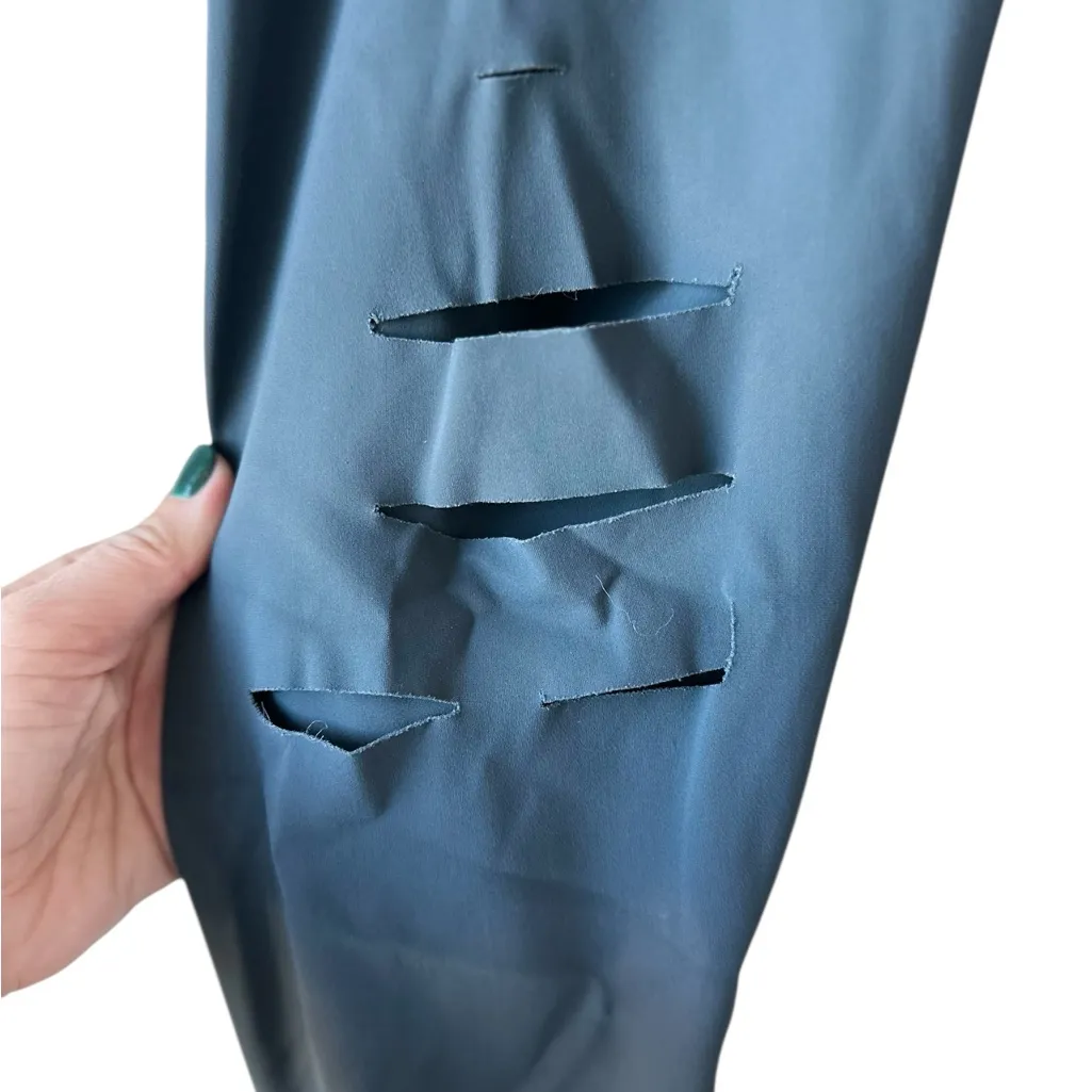 Alo Yoga Women's Gray High Waisted Ripped Warrior Leggings - Image 5