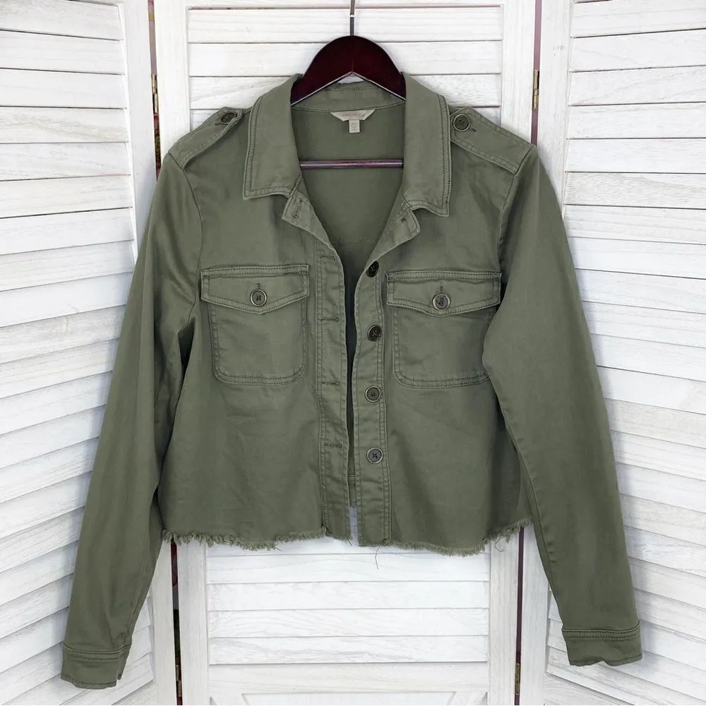 Wonderly Curvy Embroidered Back Twill Army Jacket Green 12W - Image 10
