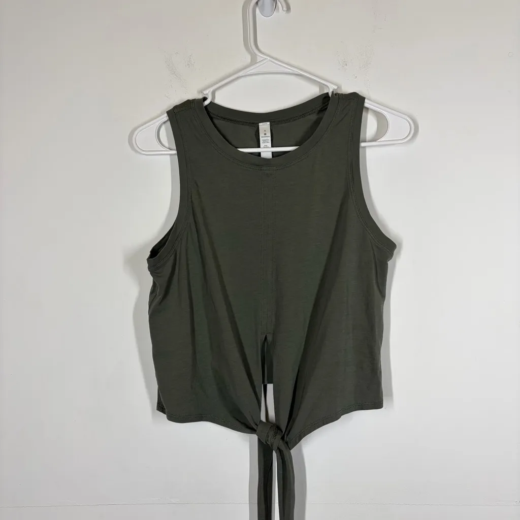 Lululemon Time to Restore Tank Size 6 - Image 3