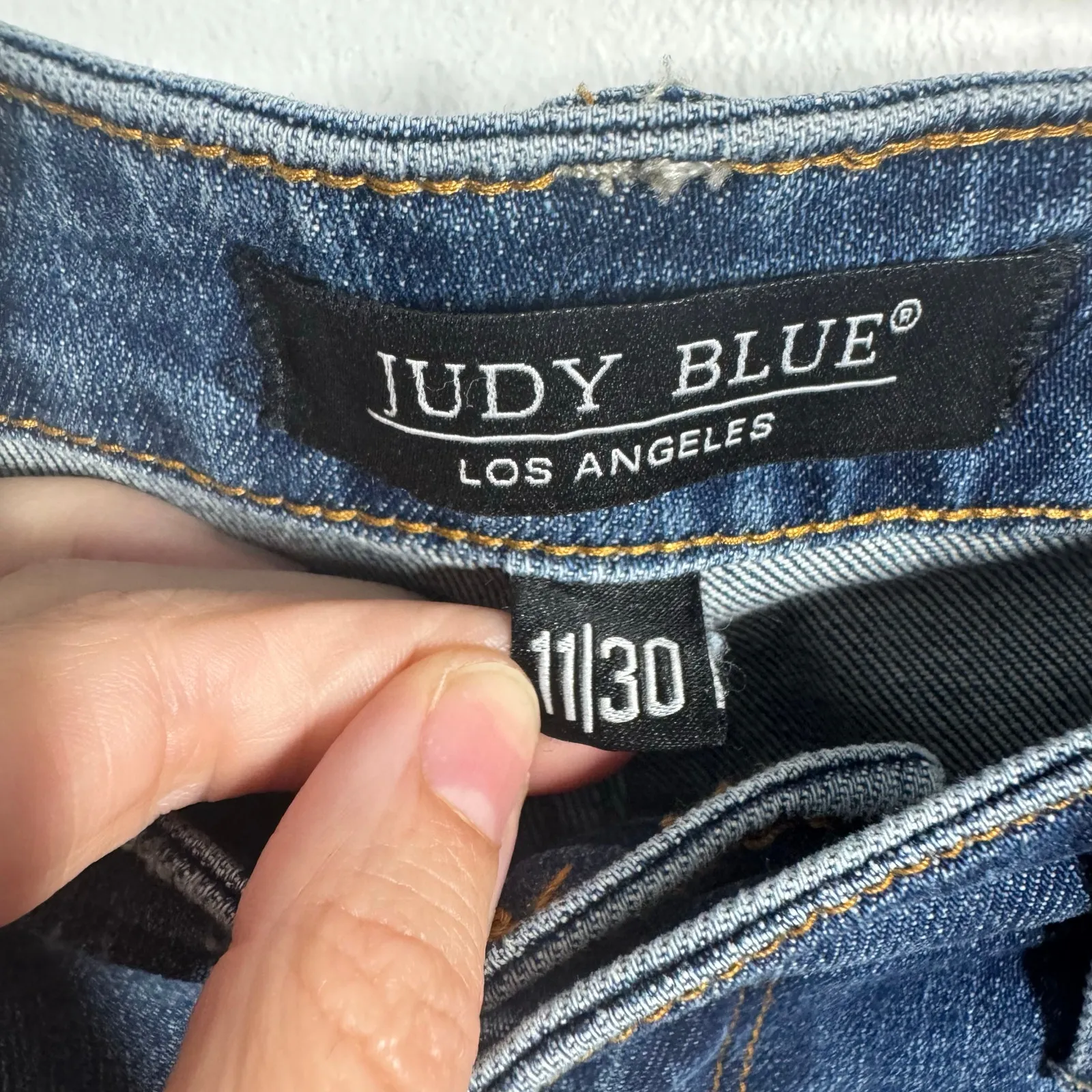 Judy Blue Jeans Women 30 Relaxed Skinny Distressed Southwestern Navajo Aztec - Image 7