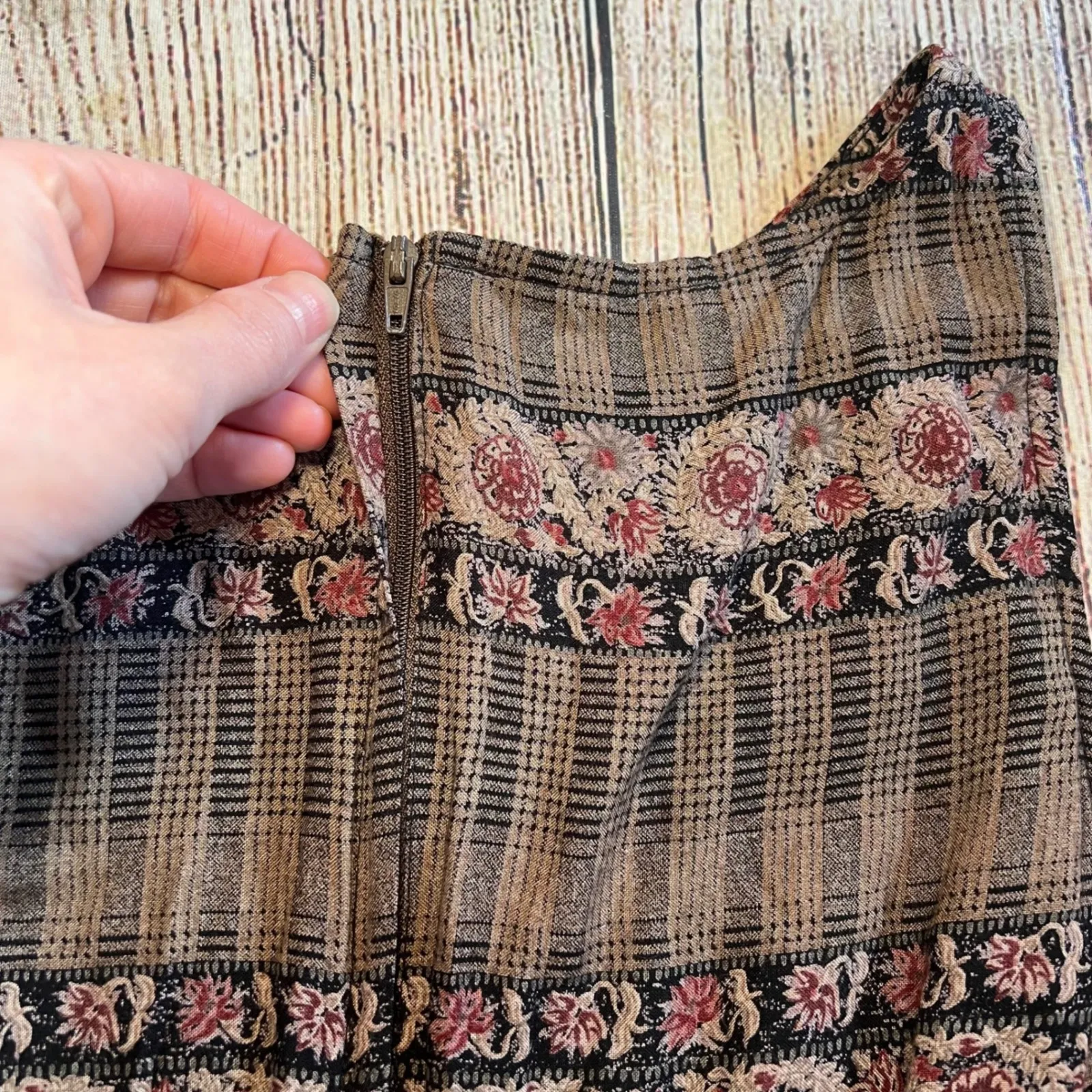 Vintage Studio 90s Floral Sleeveless Mini Dress Womens Size 10 Made In USA Brown - Image 7