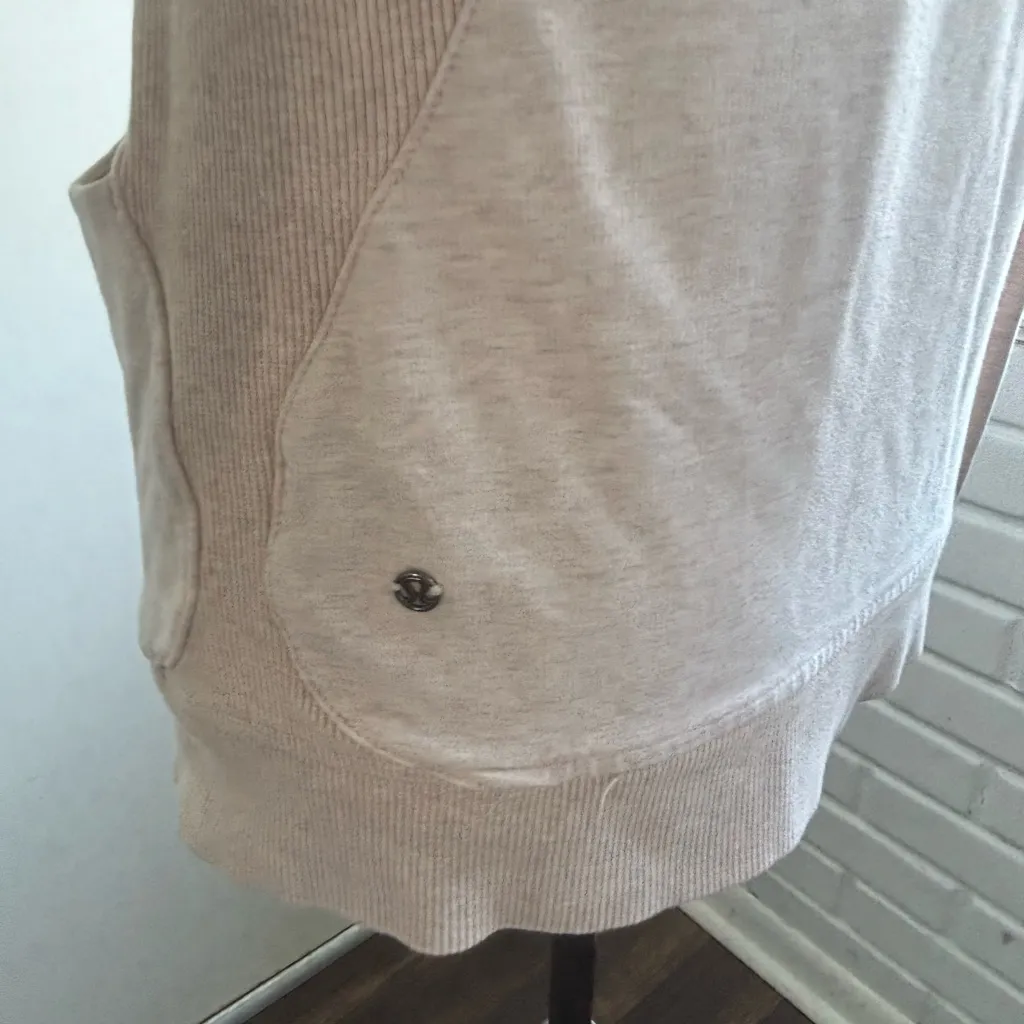 Lululemon On The Daily Hoodie 6 Athleisure workout yoga outdoors travel‎ - Image 9