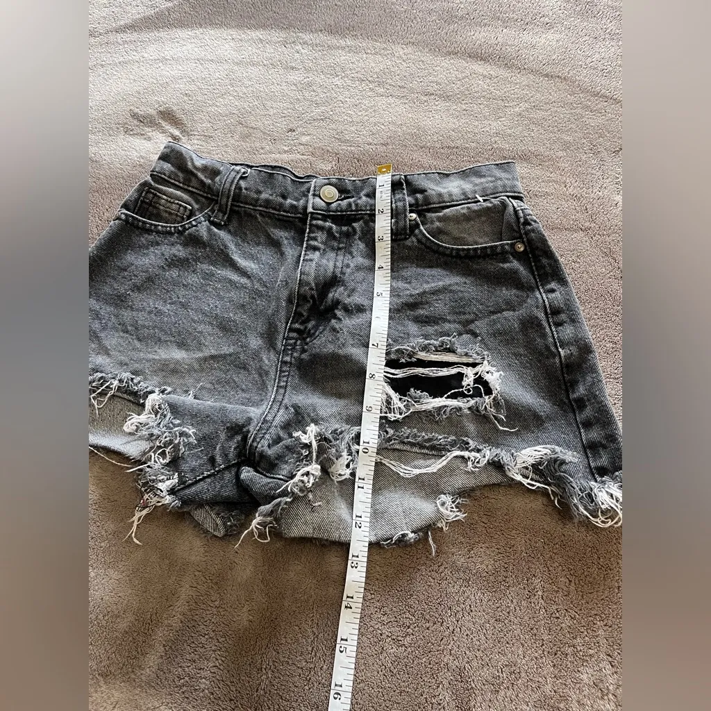 Y2K Black Distressed High Ride Denim Jean Shorts Women’s Sz 1 EUC - Image 6