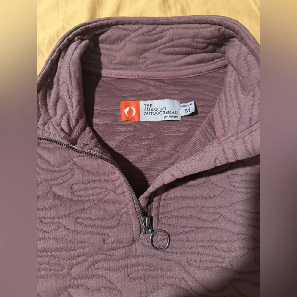 The American Outdoorsman for Women Textured 1/4 Zip Pullover - Image 3