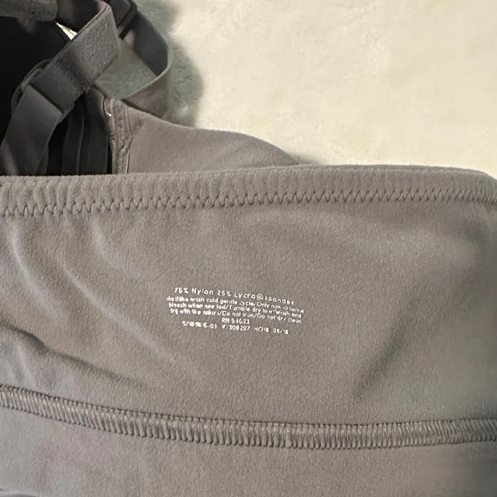 Athleta Gray Sports Bra - Image 8