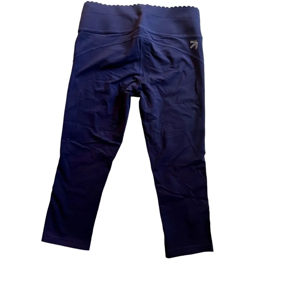 New Balance  Navy Blue Scalloped Waist Capri Leggings Size S - Image 4