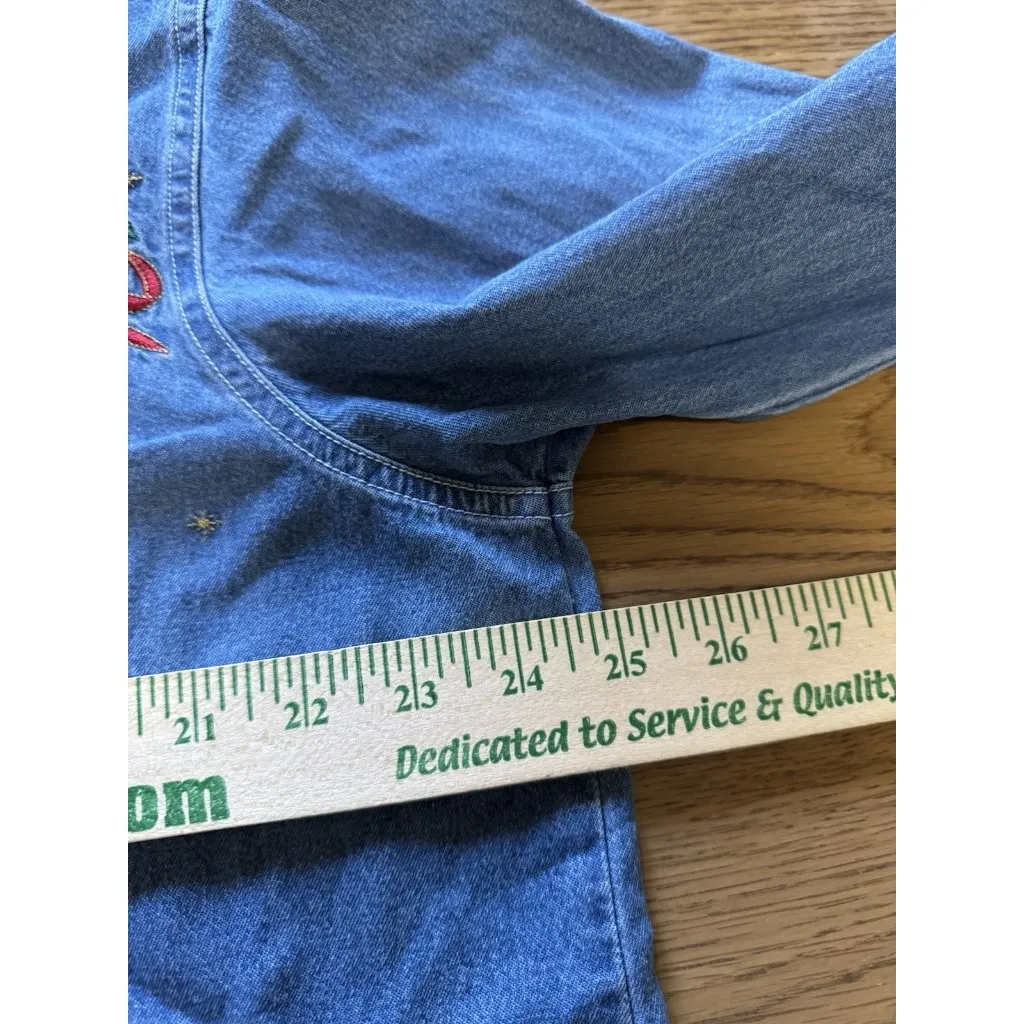 Bobbie Brooks Woman size 14W/16W Embroidered Ornaments Christmas Denim Shirt VTG Blue - Image 5