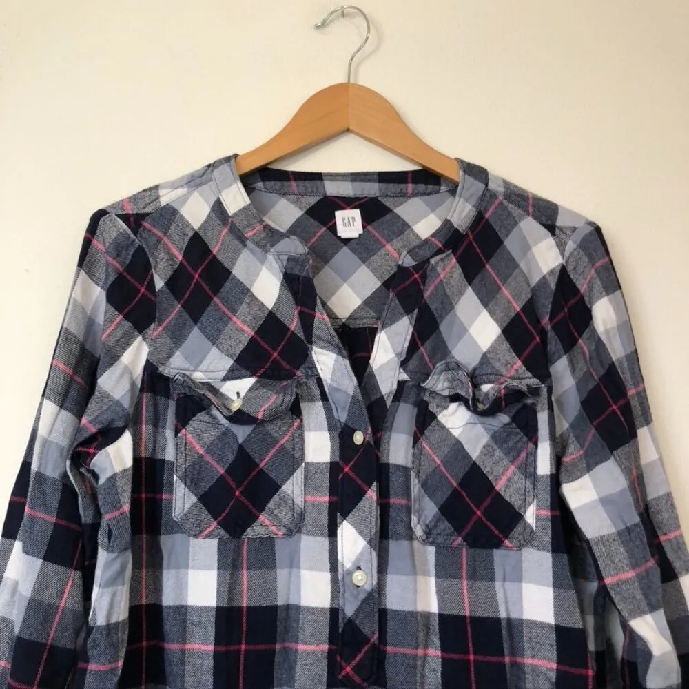 GAP Plaid Henley Tunic Top Navy Blue White Pink Flannel Button Down Shirt Medium - Image 4