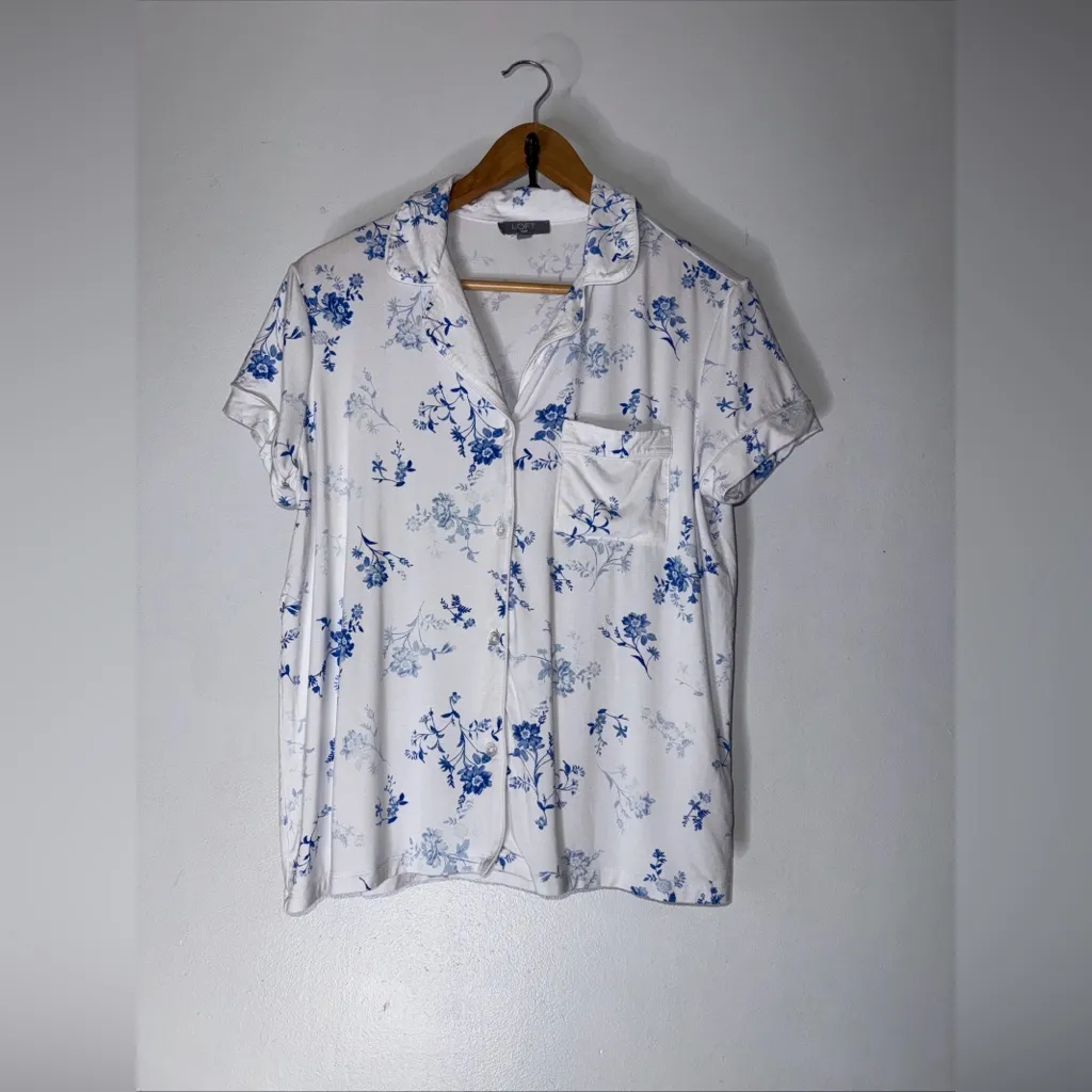 LOFT Women's PJ M Notch Ladies Collar Capri Sleep‎ Pajama Set Blue Floral Size M - Image 2