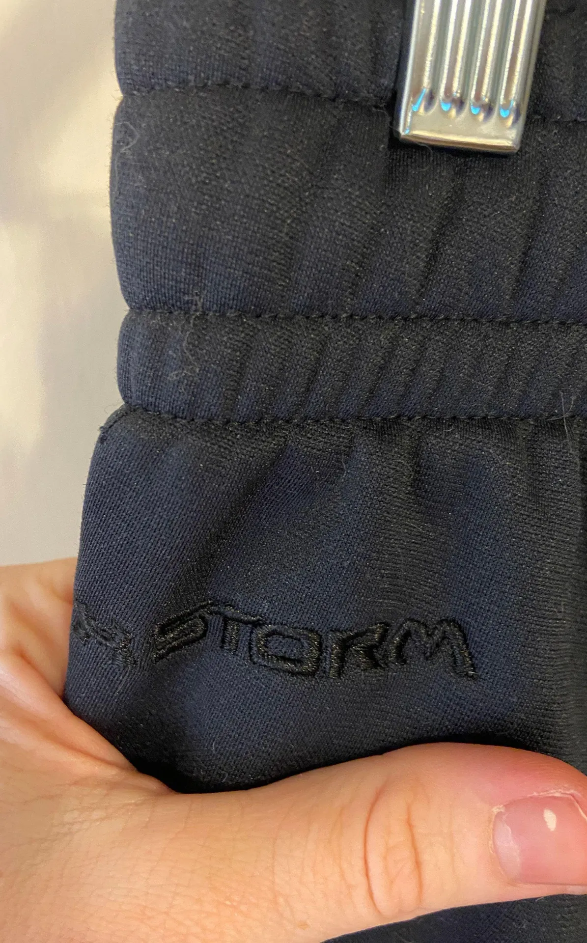 black warm storm gear sweatpants - Image 5