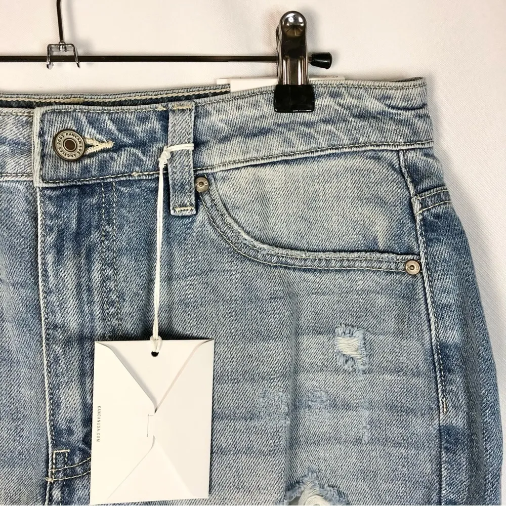 KanCan Zion High Rise Light Wash Distressed Denim Shorts L Blue Size L - Image 4