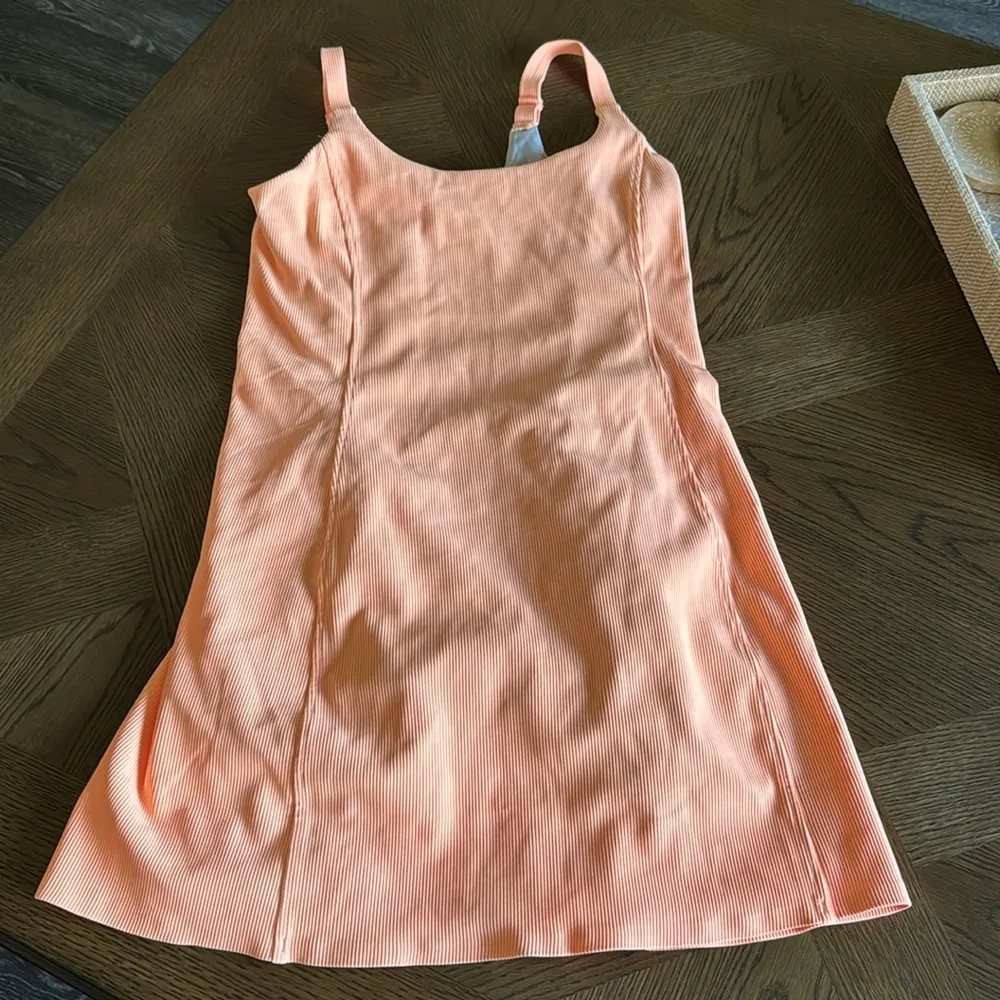 Spanx Straight Fit Melon Rib Dress. Size small, $138 - Image 6