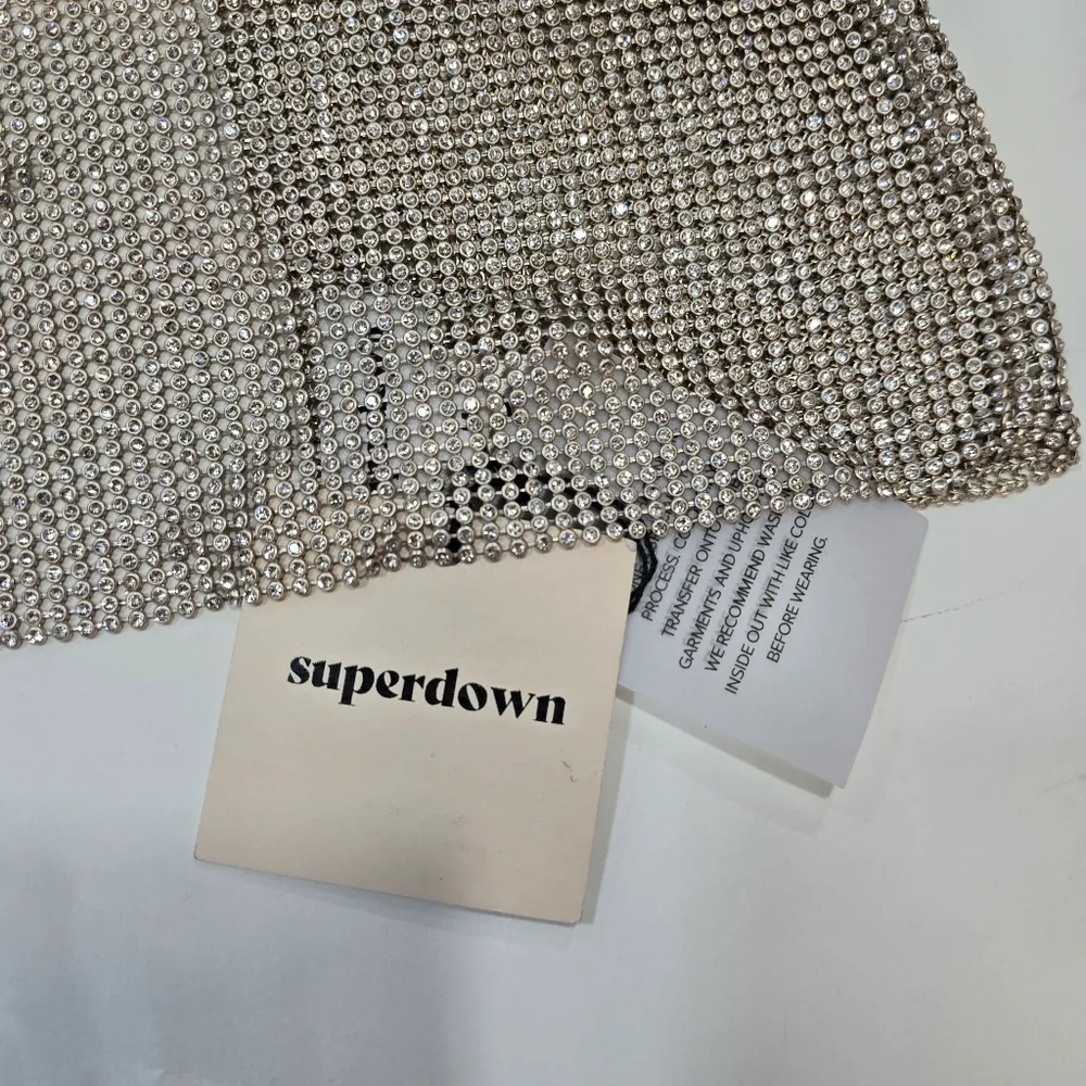 superdown  Mackenzie Crop Top in Gold - Image 4