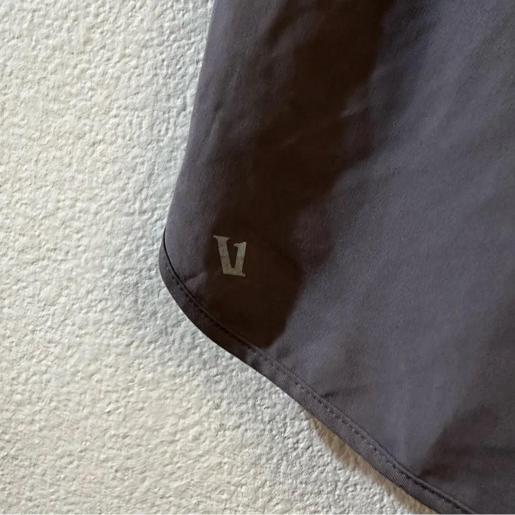 Vuori Women's Clementine Short 2.0 Mid Rise Activewear Running Size XS Gray - Image 8