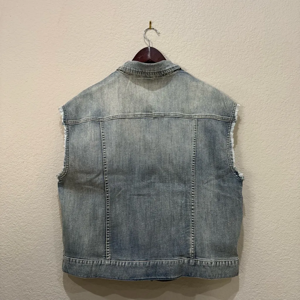 LOGO by Lori Goldstein Vintage Wash Blue Denim Vest Sleeveless 8 - Image 2