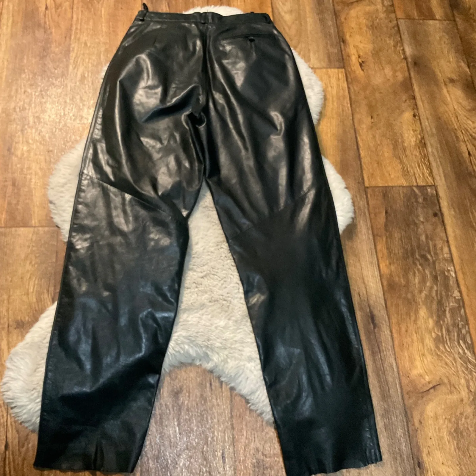 Wilson Leather Pants Black Size 10 Vintage Pleated Front Pockets Moto Straight L - Image 3