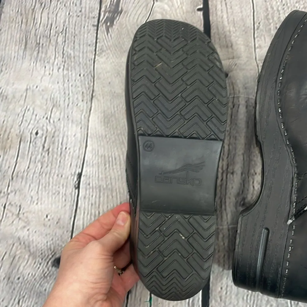 Dansko Clogs Women's Classic Black Leather Nursing Comfort Shoes size 11 - Image 6