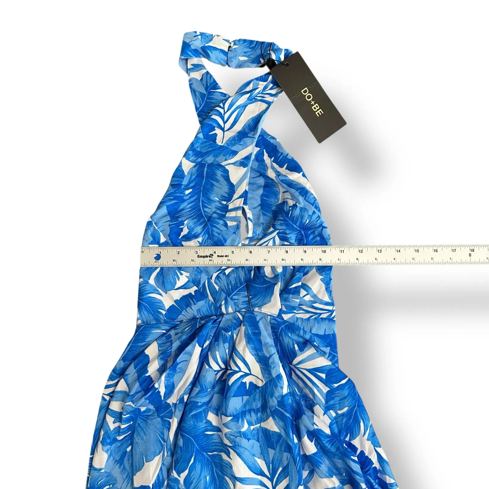 DO+BE NWT‎ Tropical Halter Mini Dress Blue White Leaf Print Back Tie Medium - Image 3