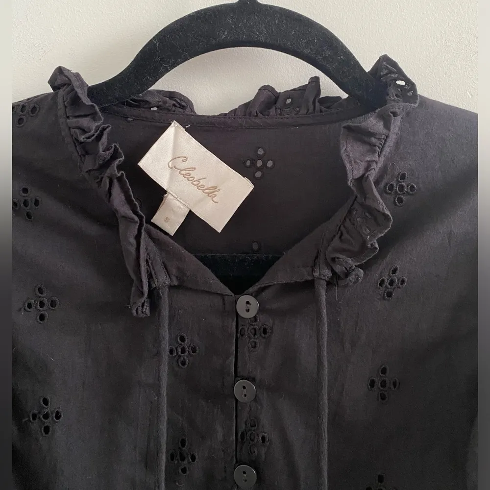 Cleobella Black Cropped Victorian Eyelet Ruffle Blouse Size Small - Image 4